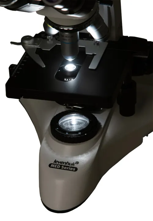 Микроскоп цифровой Levenhuk MED D25T LCD, тринокулярный картинка